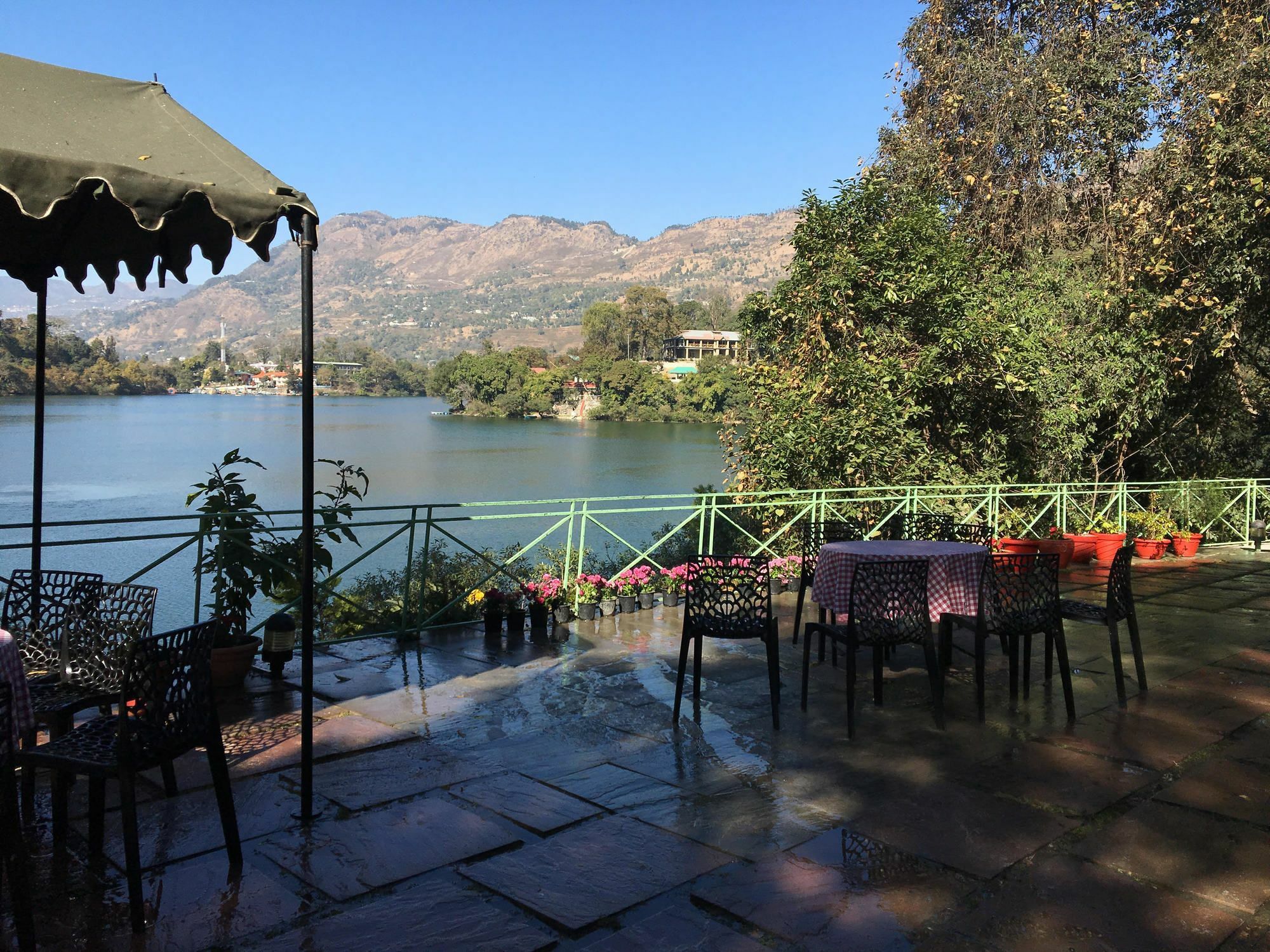 Latitude 29 By The Lake Resort Naukuchiatal Bagian luar foto